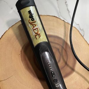 Wigo jade flat iron